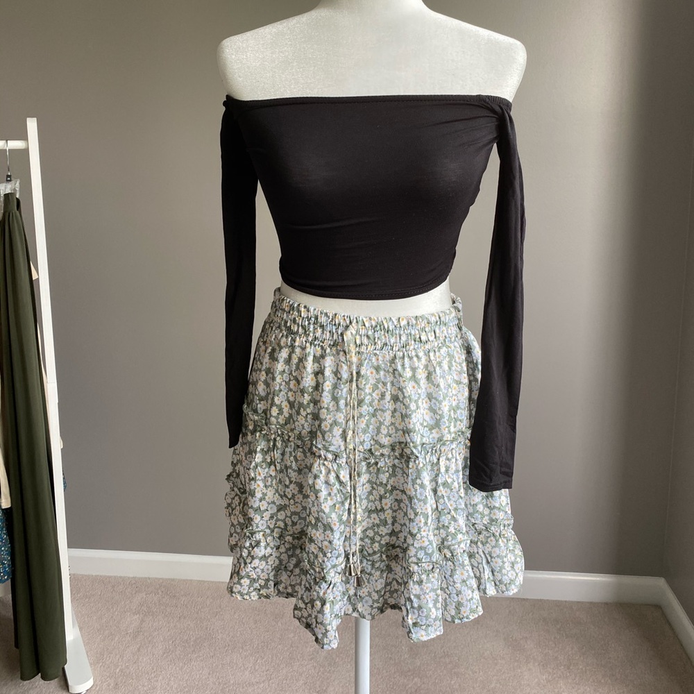 Off Shoulder Top - Picture 2 of 5